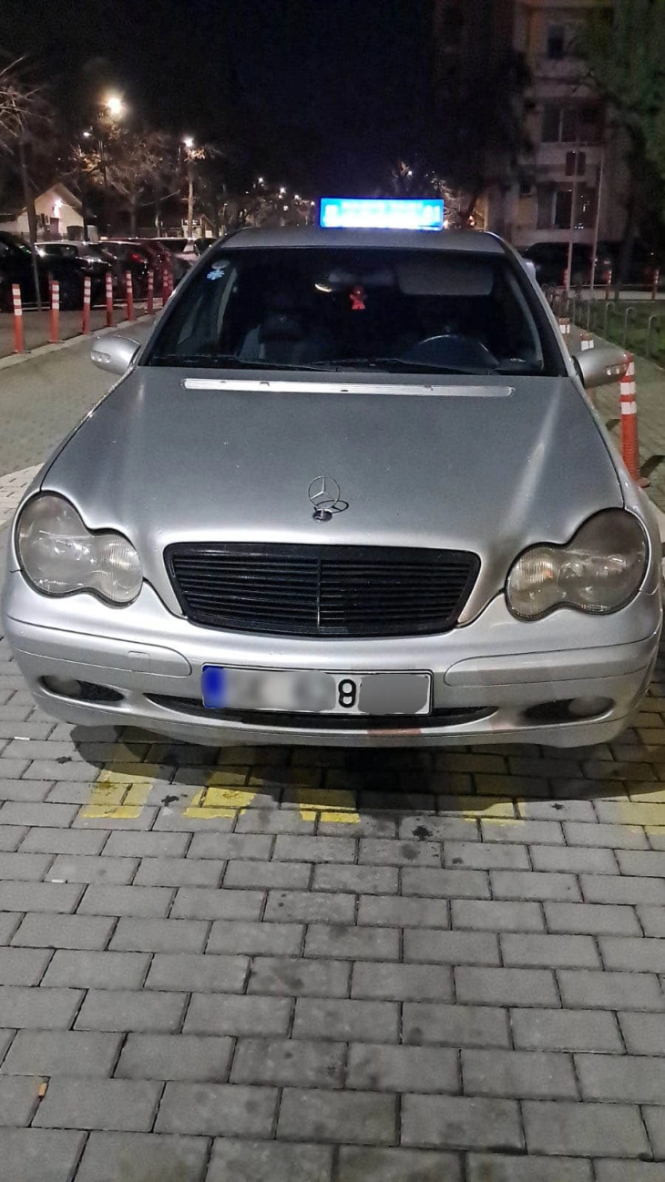 Лишени од слобода две лица во Скопје поради прикривање на регистарски ознаки