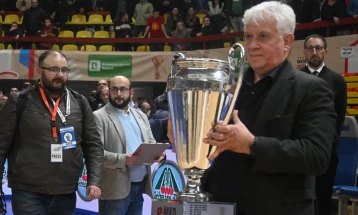 Кошаркарската федерација со признание кон МКК Куманово за извонредната организација на купот