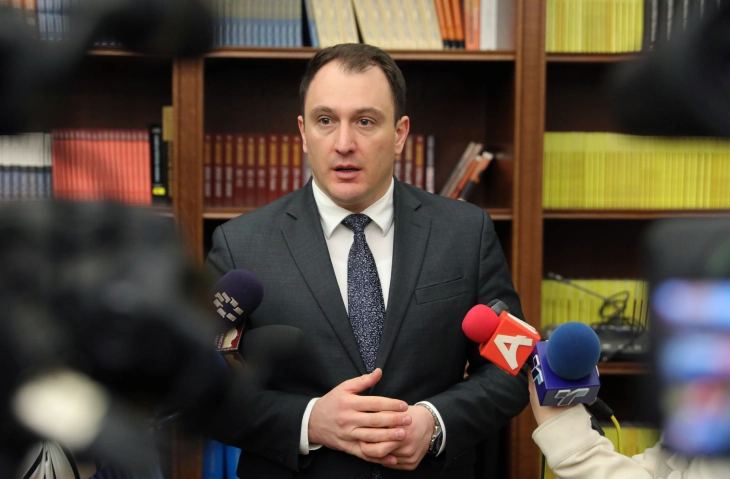 Андоновски: Вештачката интелигенција нема да ги замени луѓето - но луѓето што ја користат ќе ги заменат оние што не ја користат