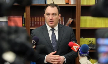 Андоновски: Вештачката интелигенција нема да ги замени луѓето - но луѓето што ја користат ќе ги заменат оние што не ја користат