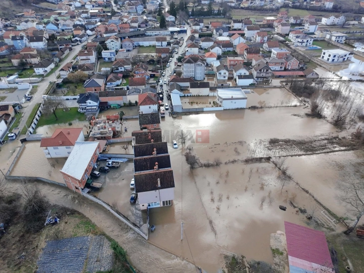 Komuna e Sarajit: Prej sot deri më 23 shkurt, qytetarët t'i paraqesin dëmet nga përmbytjet