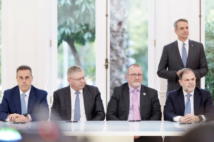 Грција потпиша договор со американската „Шеврон“ и грчката „Хеленик енерџи“ за истражувања на јаглеводороди јужно од Крит и Пелопонез