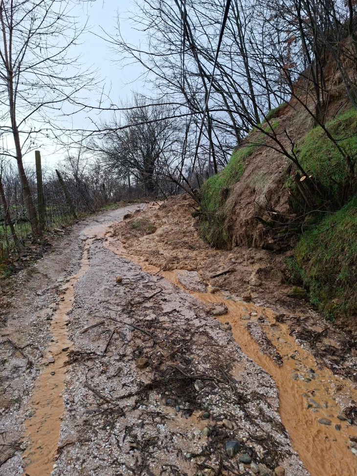 CMC: Flooding and landslides in Polog region, situation in Kichevo back to normal, no threat of river swelling in Kumanovo