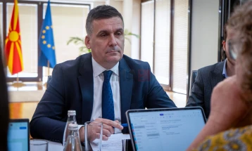 Хоџа: Продолжува партнерството со Светската банка за системска борба против аерозагадувањето