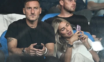 Тоти се враќа во Рома