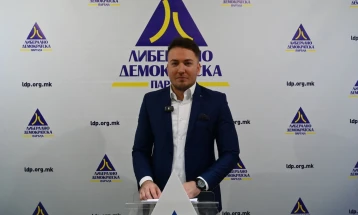 Аврамовски: Потребни се искрена посветеност и сериозен ангажман од власта во надминувањето на кризата со транспортерите