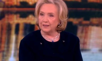 Hillari Klinton akuzon administratën e Trampit për fshehjen e dosjeve të Epstinit