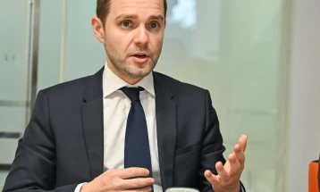 Муцунски утре на министерски состанок за Коридор VIII во Тирана