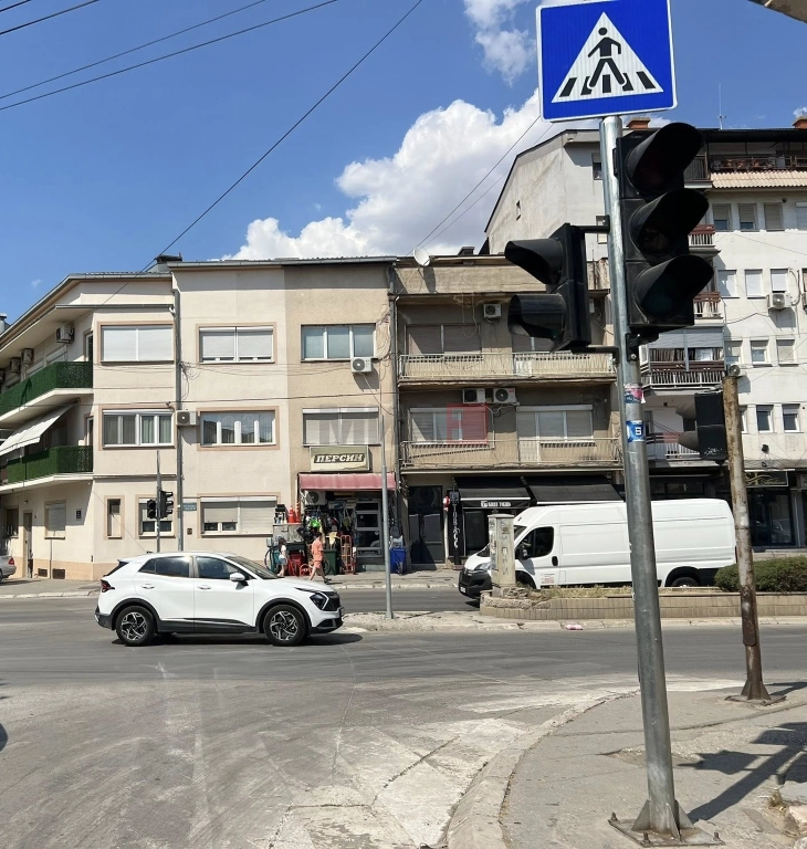 Општина Куманово ги санира дефектите на семафорите на булеварот „Трета Македонска ударна бригада“