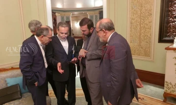 IRNA: Pjesëmarrja indirekte e Trampit në negociatat në Gjenevë është një çështje me rëndësi të brendshme për ShBA-në