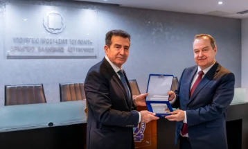 Заеднички патроли на грчки и српски полицајци летово на Закинтос и на Халкидик