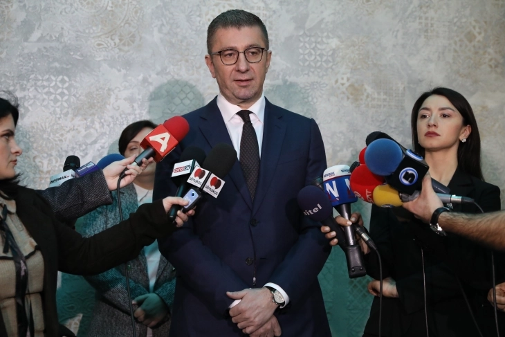 Мицкоски:  Можеме да помогнеме работодавачите и работниците да најдат компромис, но не можеме да наметнуваме