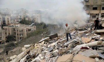 Во израелски воздушни напади врз Либан погодени воени објекти на Хезболах