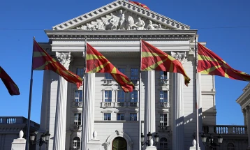 Владата: Лажна вест е тврдењето на СДСМ дека семејството на премиерот Мицкоски патувало до Хрватска со владиниот авион