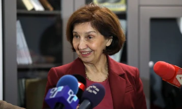 Siljanovska Davkova: Very important who represents country abroad, focus on career diplomats