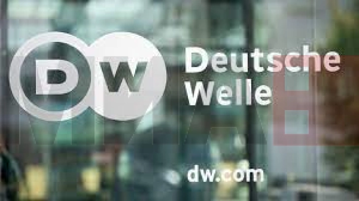 Dojçe Vele redukton programet dhe vendet e punës për shkak të uljes së financimit shtetëror