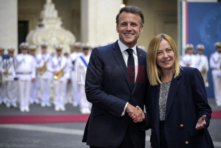 Макрон и Мелони се расправаат околу убиството на францускиот екстремно десничарски активист