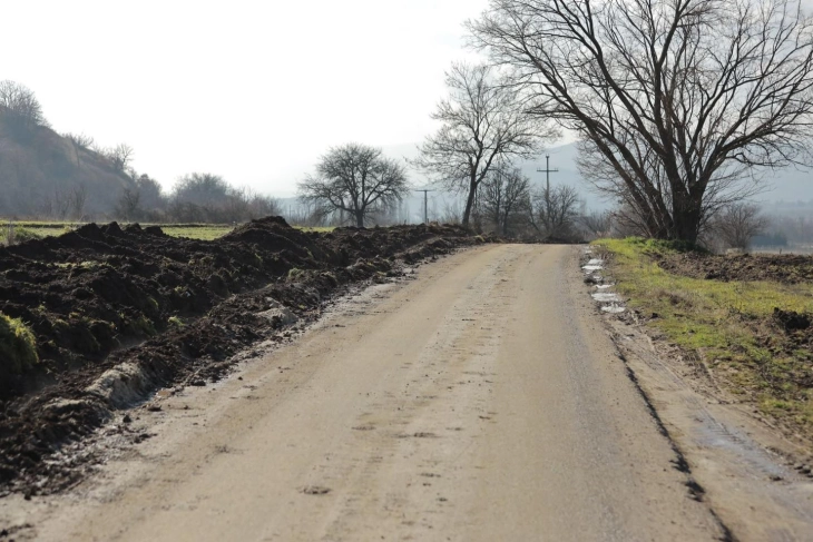 Патниот правец Отовица-Сојаклари ќе се реконструира