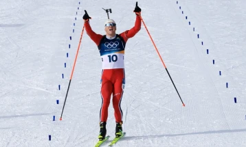 ЗОИ2026: Злато за Норвежанецот Дале Скјевдал во биатлон