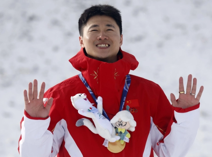 ЗОИ2026: Кинезот Ксинди олимписки победник во акробатски скокови