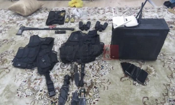 Пронајдено оружје при претрес во Тетовско, лишени од слобода две лица, едното поради закана за масовно убиство, упатена преку интернет