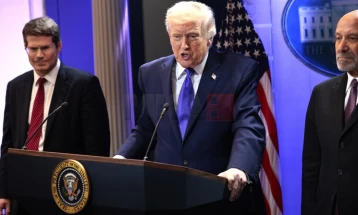 Трамп го критикува Врховниот Суд за одлуката, најави нови глобални царини од 10 отсто (ДПЛ)