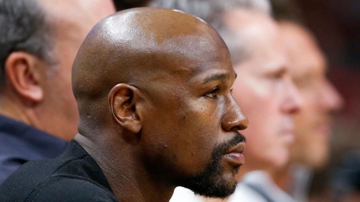 Мејведер по една деценија се враќа во рингот