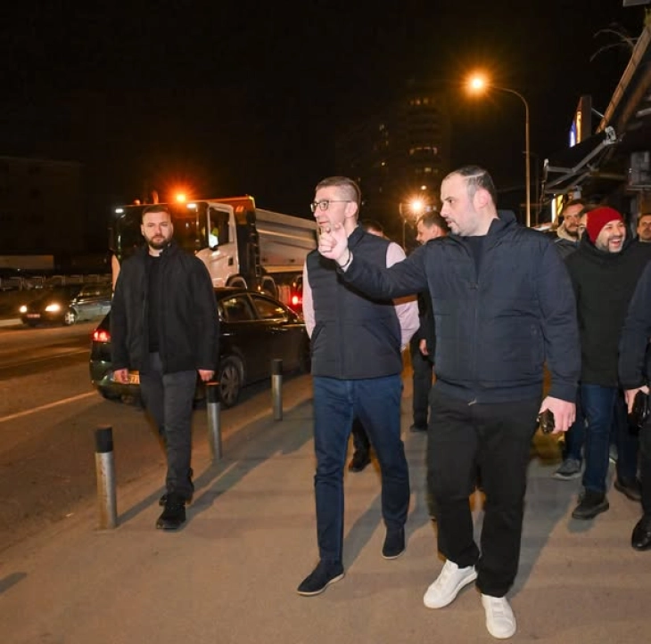 Ѓорѓиевски на ФБ: Со премиерот Мицкоски вчеравечер извршивме увид во градежните активности на булеварот „Македонија“