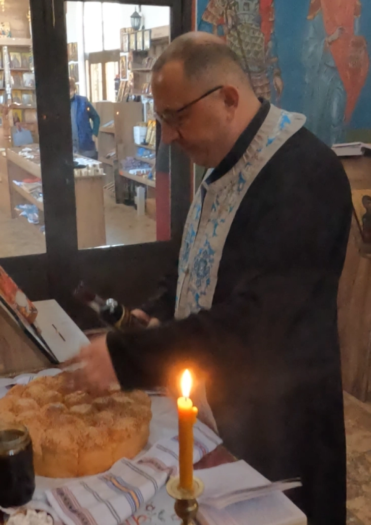 Делчевските пчелари го одбележуваат празникот Свети Харалампиј – заштитник на пчеларите