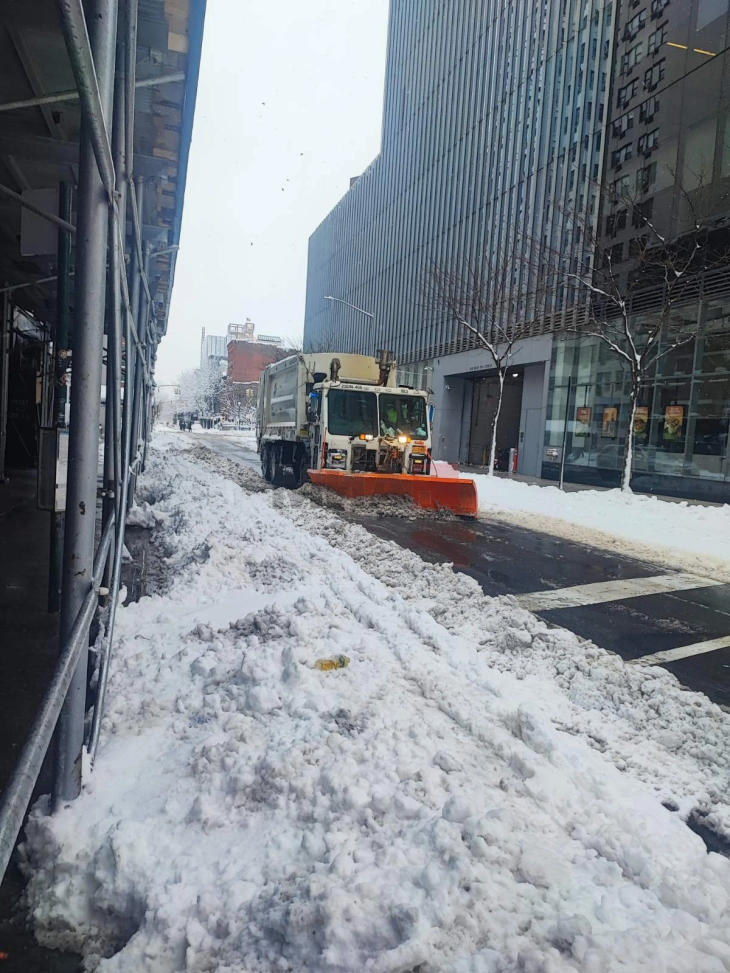 Фото галерија на МИА: Менхетен по страшната снежна бура