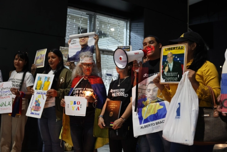 Venezuela liron edhe rreth 30 të burgosur politikë