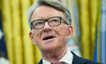 Афера „Епстин“: Поранешниот британски амбасадор Манделсон ослободен по полициското испрашување