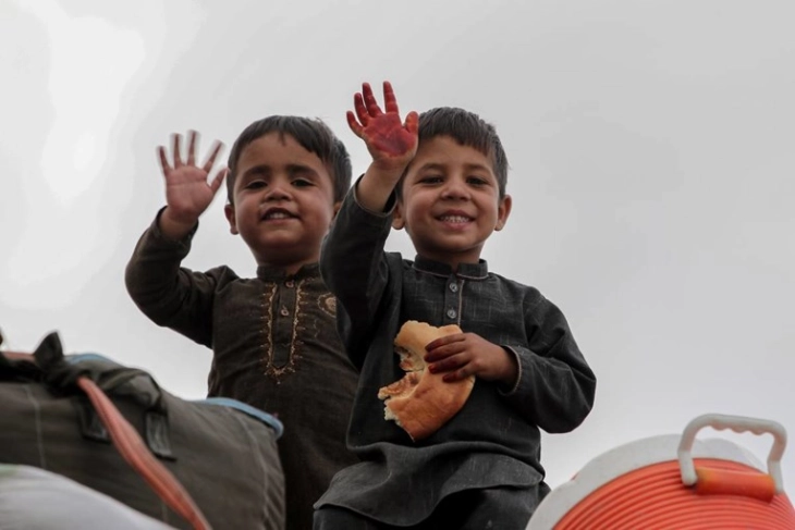 UNICEF: Pothuaj tetë milionë fëmijë në botë janë të paushqyer, çdo i pesti vdes nga uria