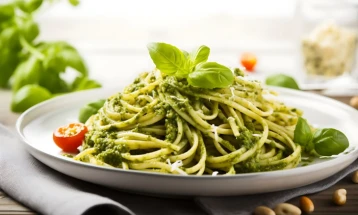 Spageti me pesto genoveze