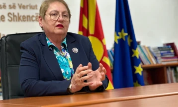 Јаневска за МИА: Барањето отчетност не е мешање во автономијата на универзитетите, за студентите најважно е дека со законот се цени нивното знаење и достигнувања