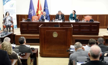 Во Собранието се дебатираше за унапредување на правото на здравје на лицата со попречност