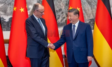 Мерц сака да продолжат владините консултации со Кина