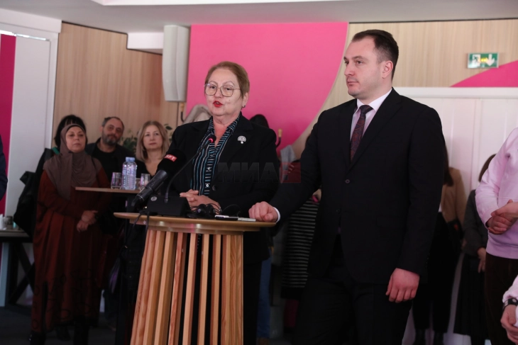 Këtë vit u raportuar 34 raste të dhunës nga bashkëmoshatarët dhe asnjë rast dhune onlajn, përveç me të rinjtë, duhet të punohet edhe me prindërit