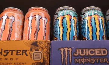 Шпанија ќе забрани продажба на енергетски пијалаци на лица помлади од 16 години