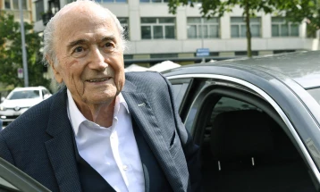 Блатер ги критикуваше методите на управување на Инфантино