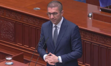 Осудувам секаков говор на омраза, вклучително и по етничка основа, вели Мицкоски