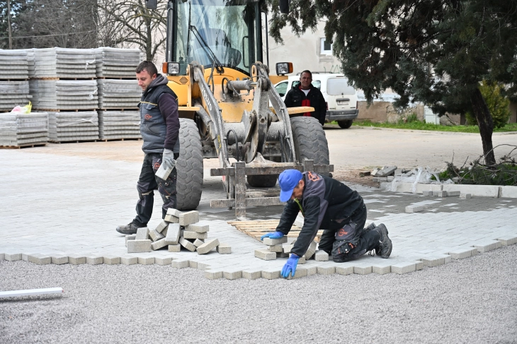 Нови 40 паркинг места кај Економскиот факултет во Штип, најавени уште 300 во центарот