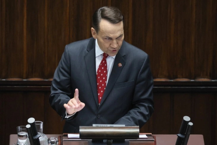 Shikorski: Putini nuk dëshiron paqe, por kapitullimin e Ukrainës