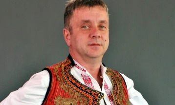 „Чекори што не згаснуваат“ - концерт на ансамблот „Танец“ во чест на играорецот Симеон Чулев