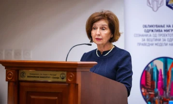 Сиљановска-Давкова: „Извозот на мозоци“ остава длабоки лузни