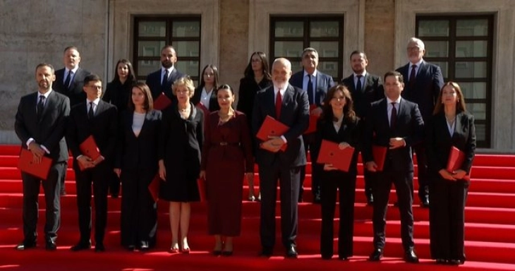 Бериша: Разрешувањата во владата  последен потег на Рама да си ја спаси сопствената кожа