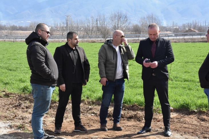 Почна изградбата на ново сообраќајно решение за пренасочување на тешките камиони од Тркање