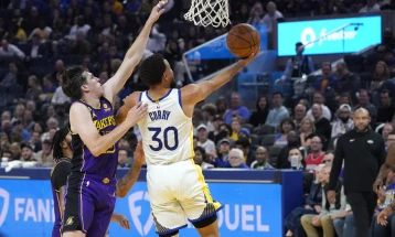 Неизвесно враќањето на Стеф Кари на теренот