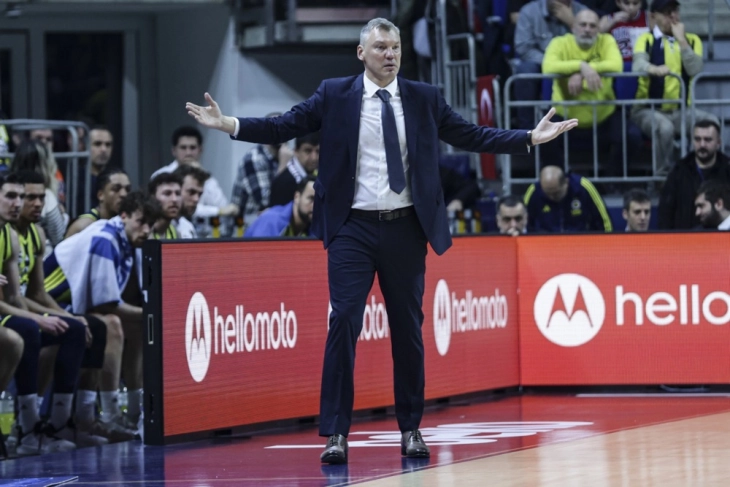 Се повеќе спортисти „заглавени“ во Дубаи и Абу Даби, меѓу нив и Јасикевичиус, Медведев, …