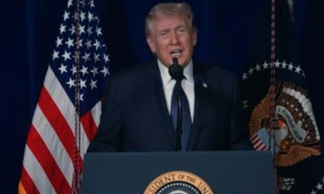 Трамп: Ќе ја одмаздиме смртта на нашите војници и ќе им нанесеме најтежок удар на терористите кои и објавија војна на цивилизацијата